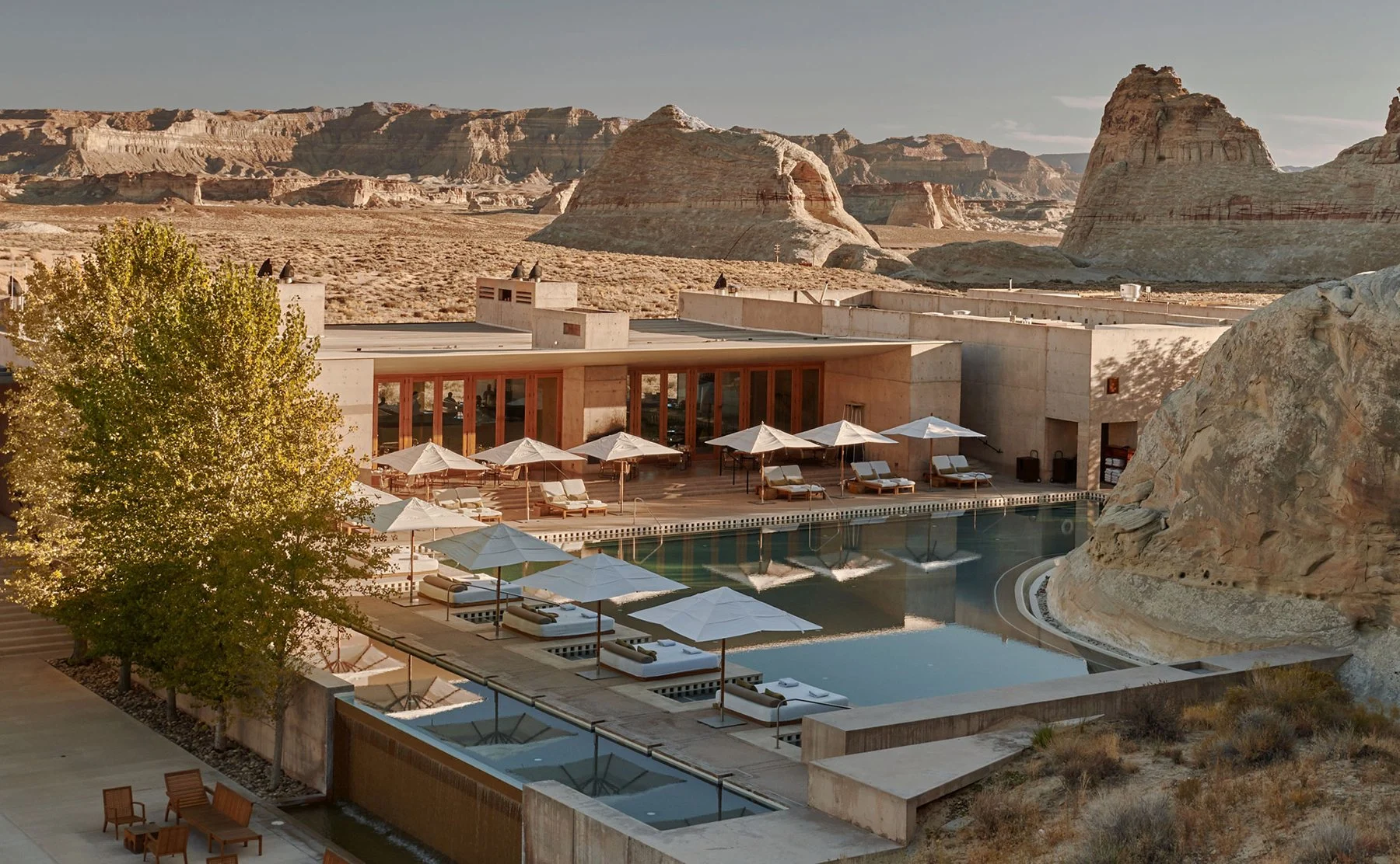 Amangiri’s pool and architecture set among the sandstone formations of Utah